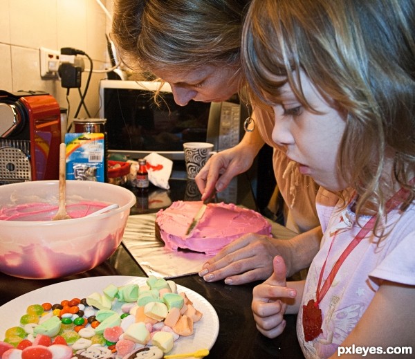 Cake decorating